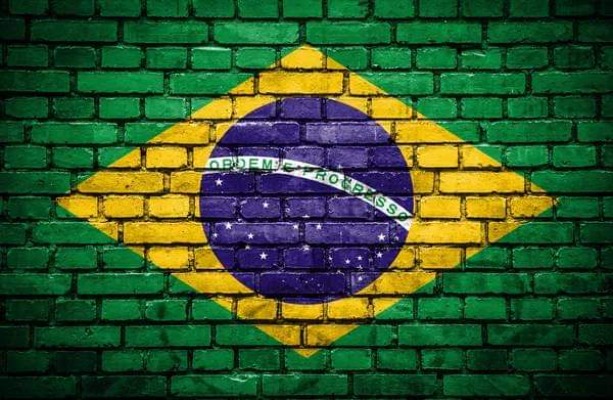 Agen Portal Pulsa Charles: Aplikasi Keren, Fitur Banyak